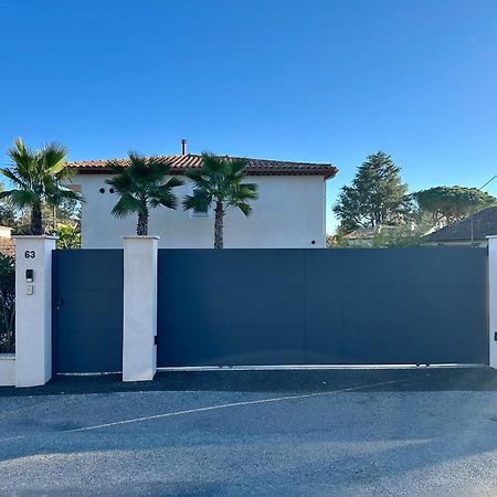 Luxurious And Spacious Apartment In The Heart Of The Cote D'Azur Roquefort-les-Pins Exterior photo